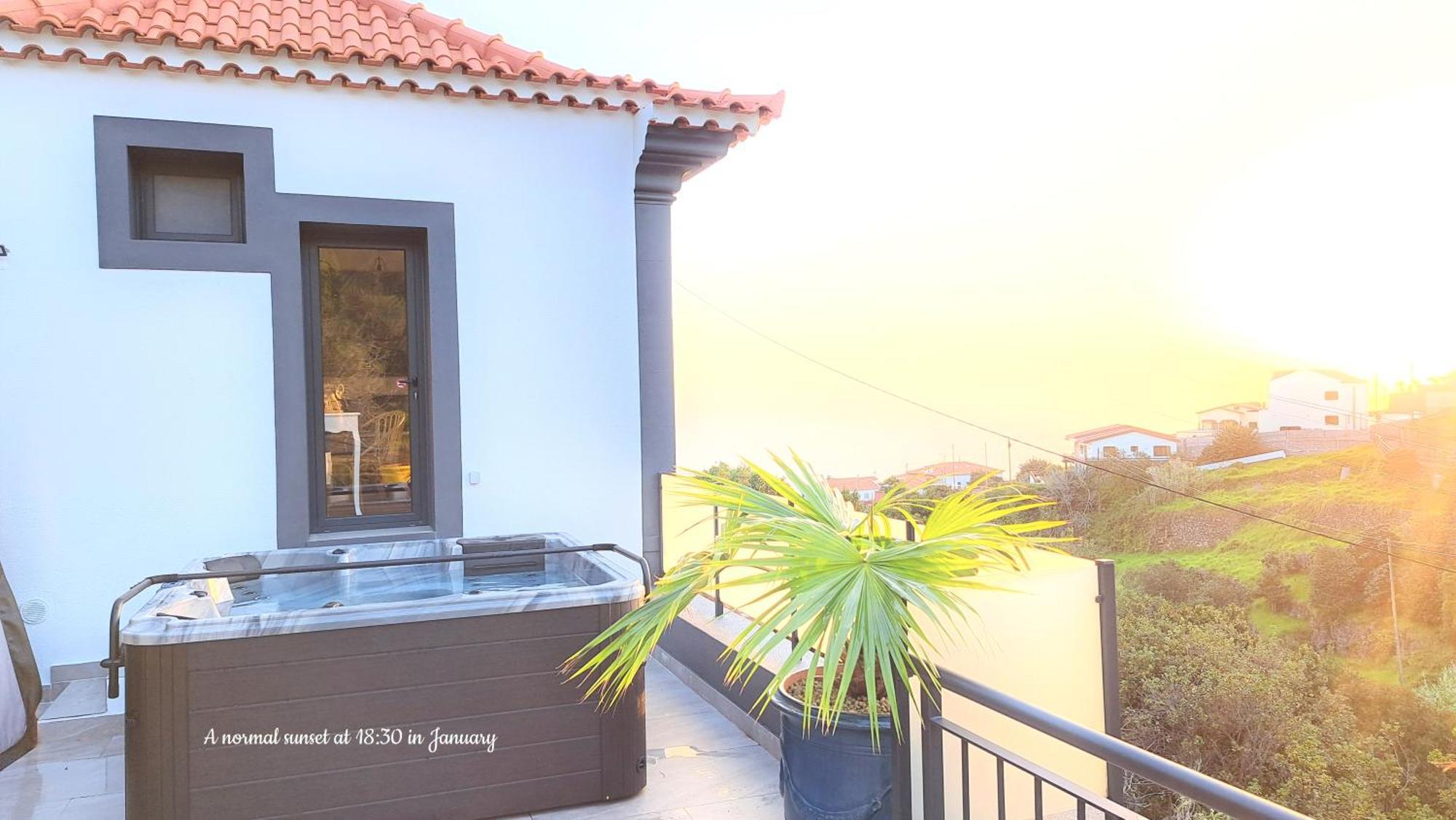 Espirito Do Mar - Premium Villa With Jacuzzi Estreito Da Calheta Екстер'єр фото