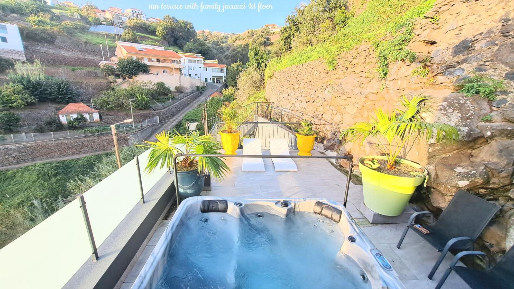 Espirito Do Mar - Premium Villa With Jacuzzi Estreito Da Calheta Екстер'єр фото